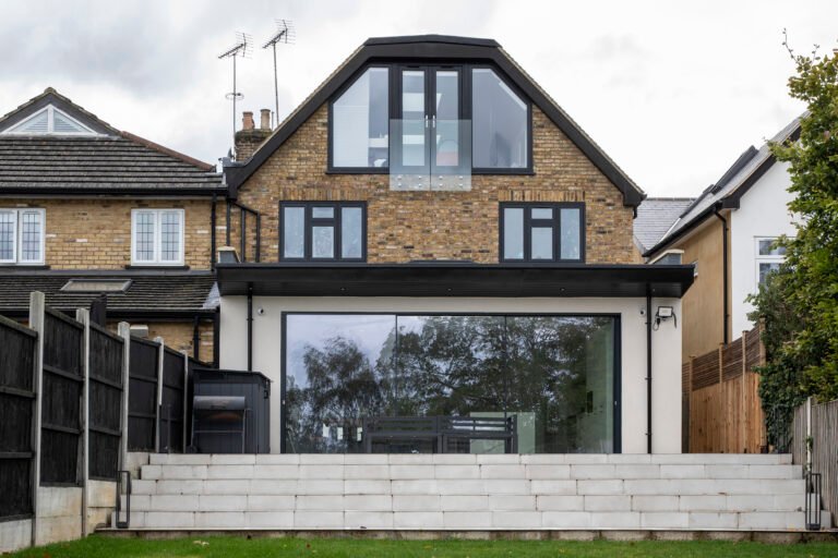 Read more about the article Hainault